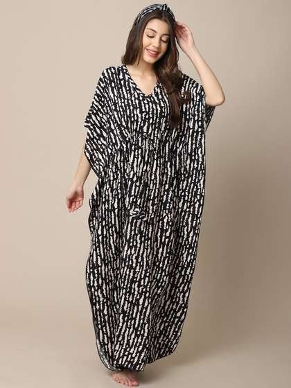 Women Black and White Printed Kaftan