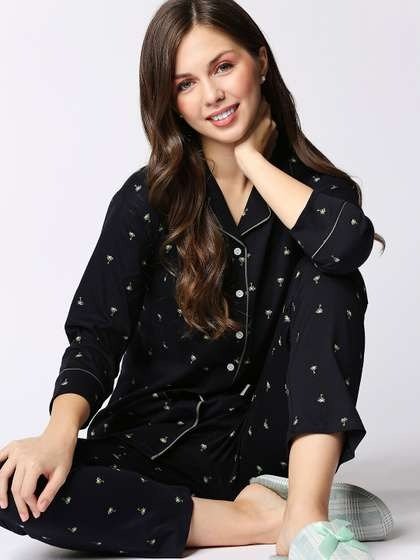 Women Black Printed Pajama Set